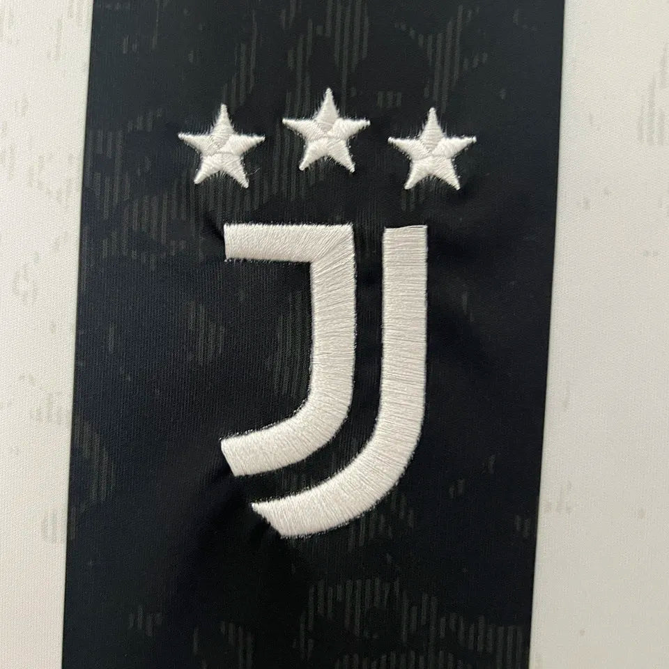 2024/25 Juventus Home Football Shirt