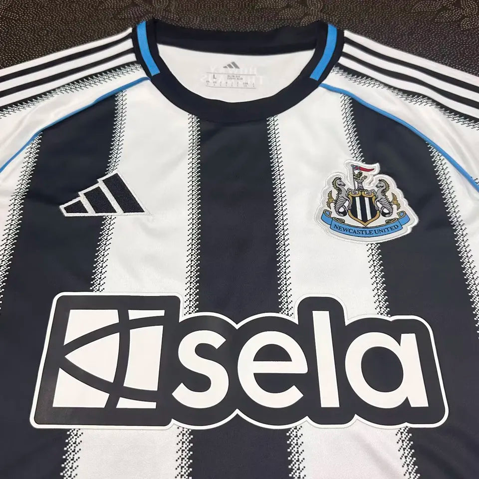 2025/26 Newcastle Home Football Shirt