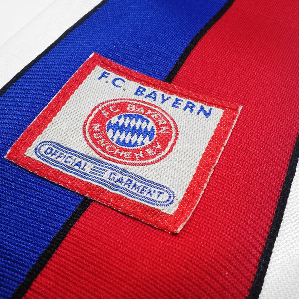 1996-98 Bayern Munich Away Retro Football Shirt