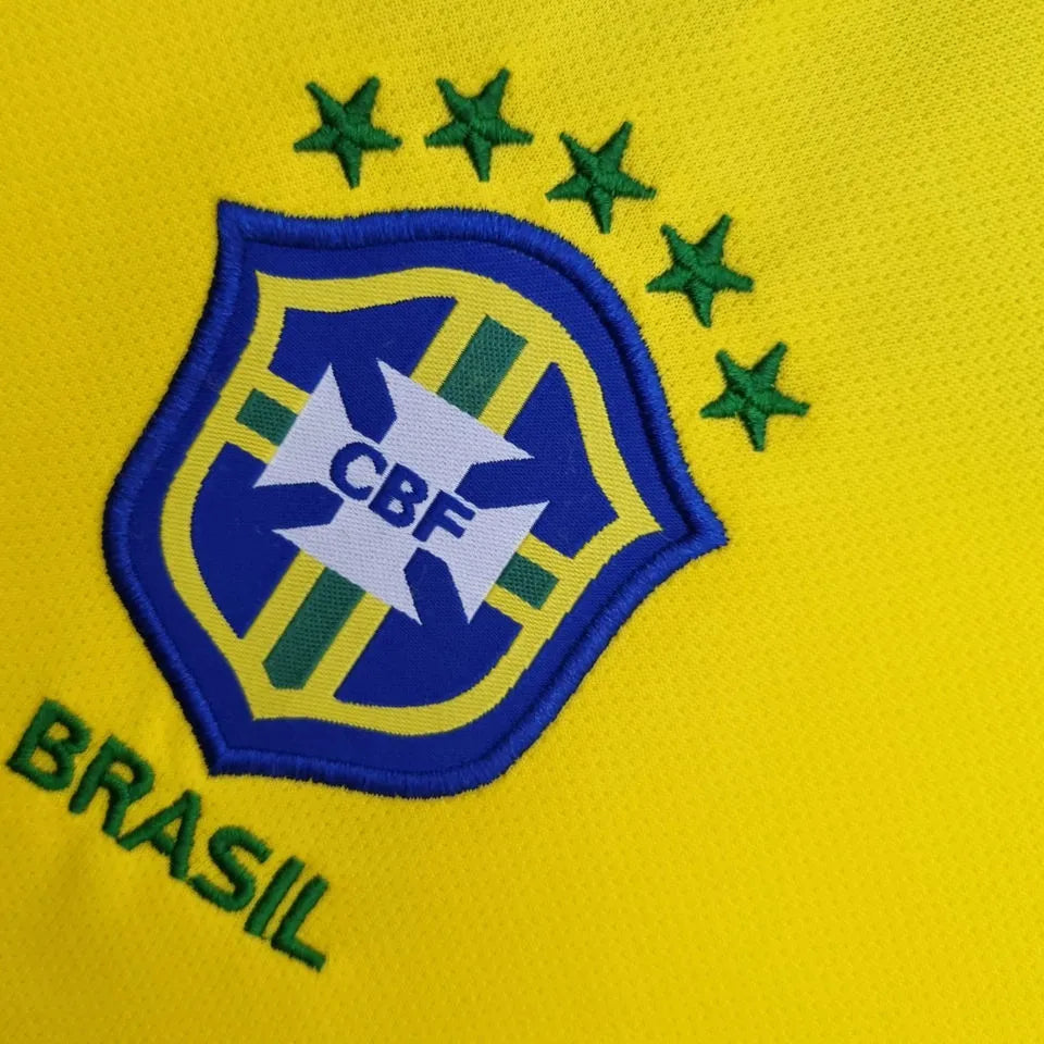 2004/06 Brazil Home Retro Football SHirt