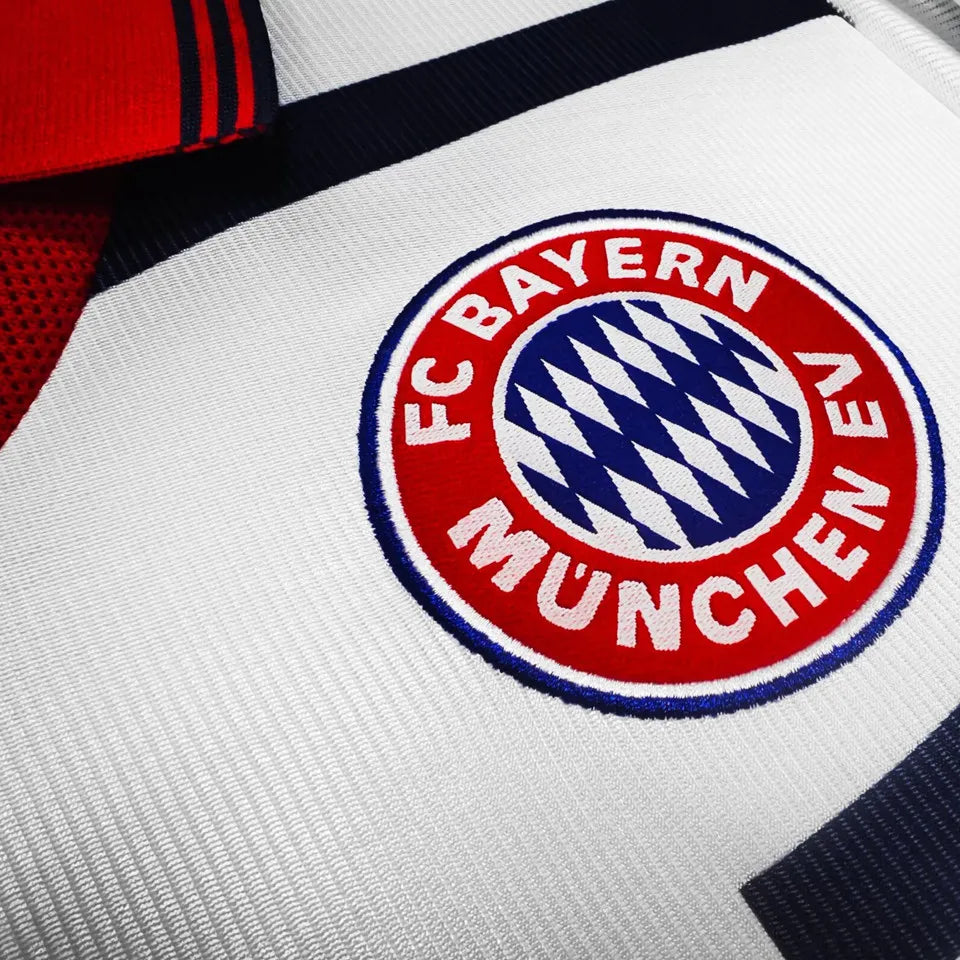 1998/2000 Bayern Munich Away Retro Football Shirt