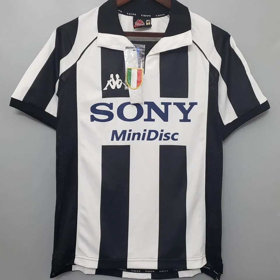 1997/98 Juventus Home Retro Football Shirt