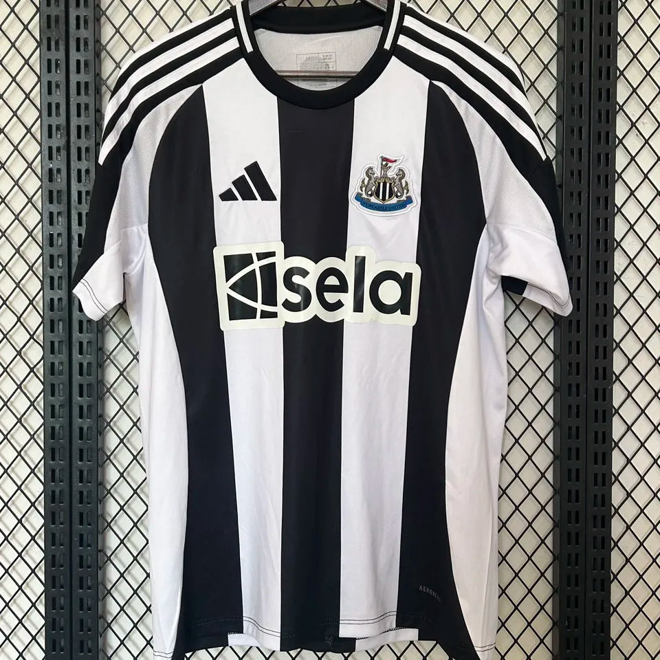 2024/25 Newcastle Home Football Shirt