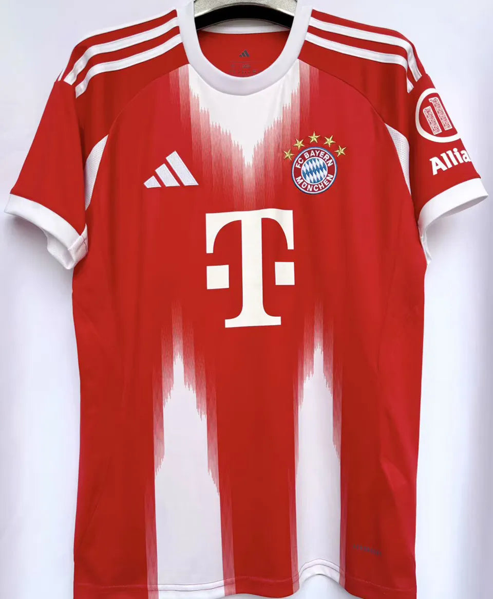 2025/26 Bayern Munich Home Football Shirt