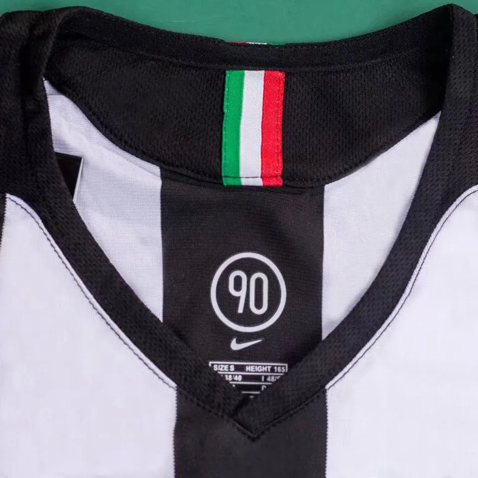 2005/06 Juventus Home Retro Football Shirt
