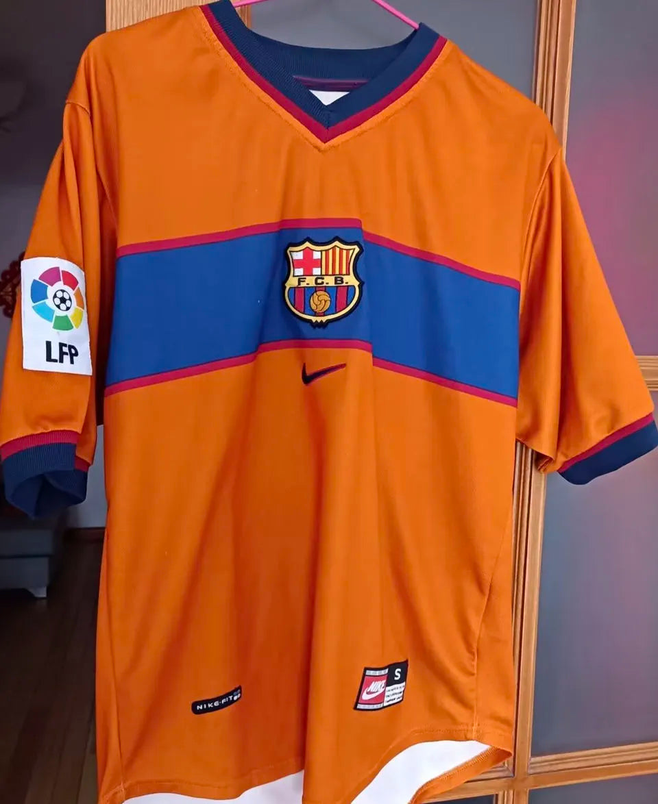 1998-2000 Barcelona Third Retro Football Shirt