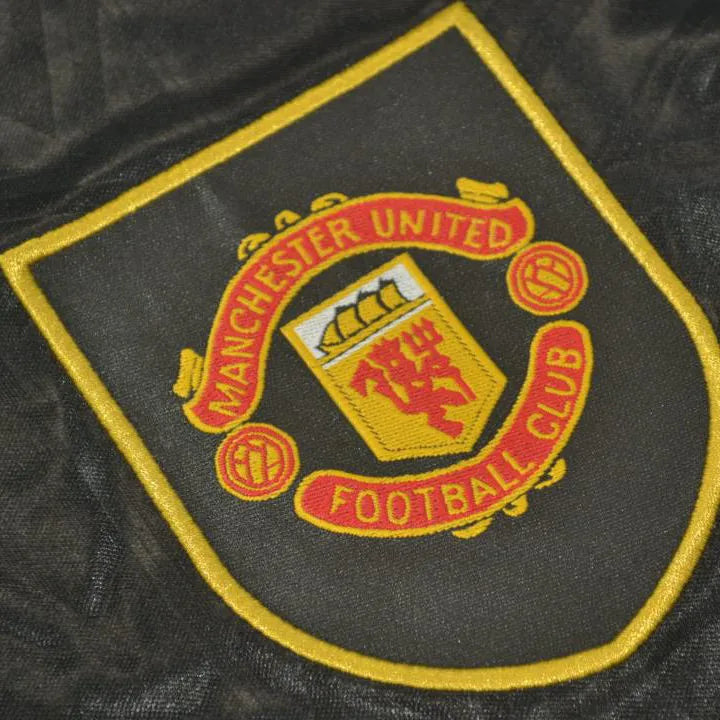 1994 Manchester United Away Retro Football Shirt