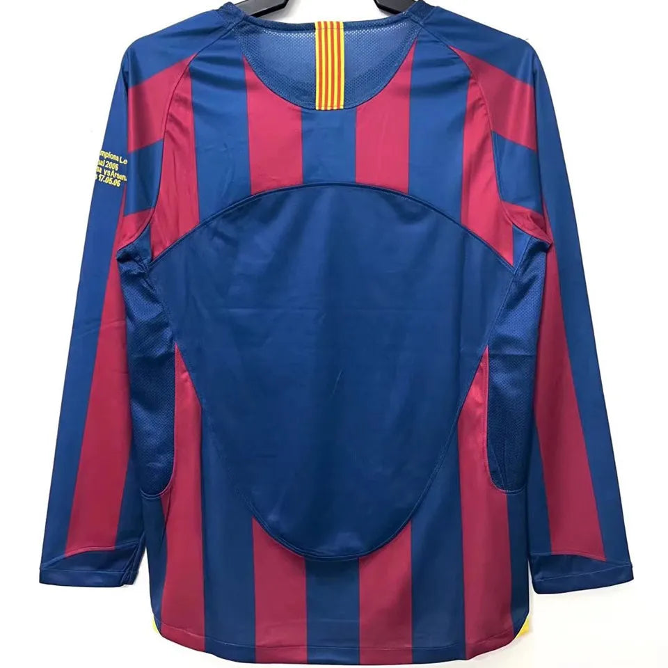 2005/06 Barcelona Home Long Sleeve Retro Football Shirt