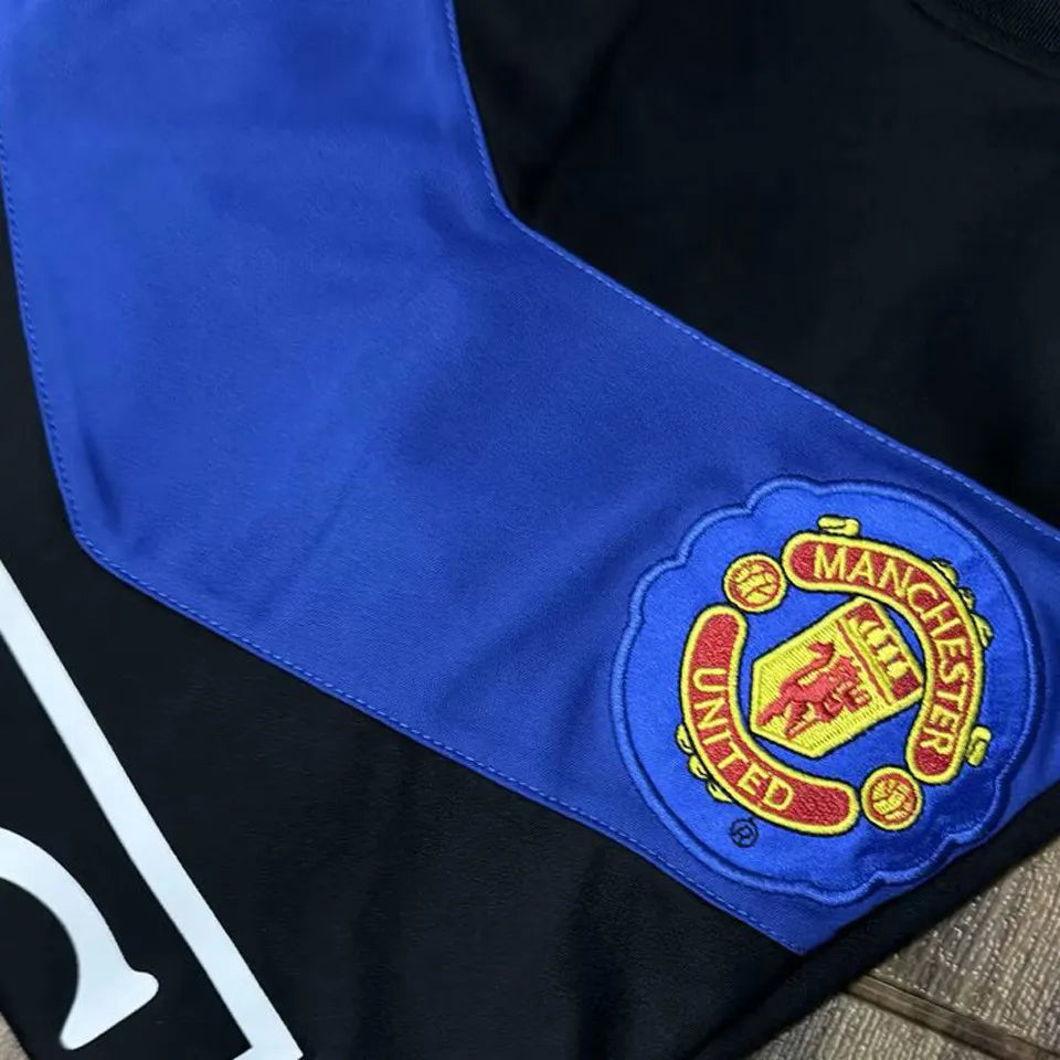 2009/10 Manchester United Away Retro Football Shirt