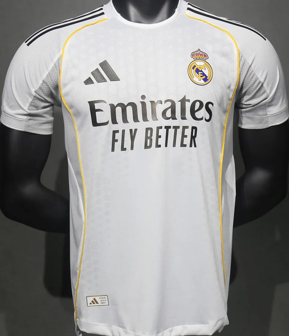 2025/26 Real Madrid Home Player Version Football Shirt